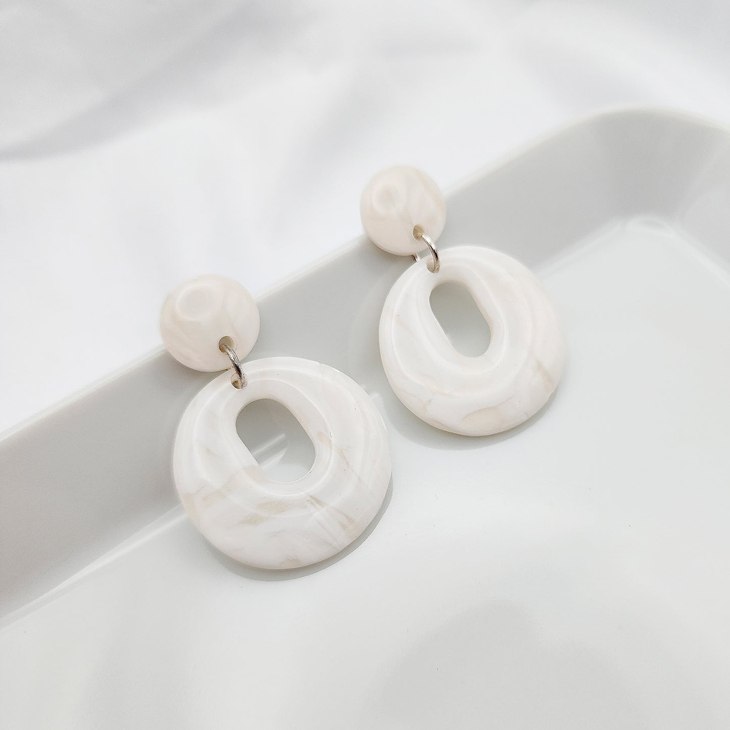 Hoop earrings in retro shape 60s style, white stone clay