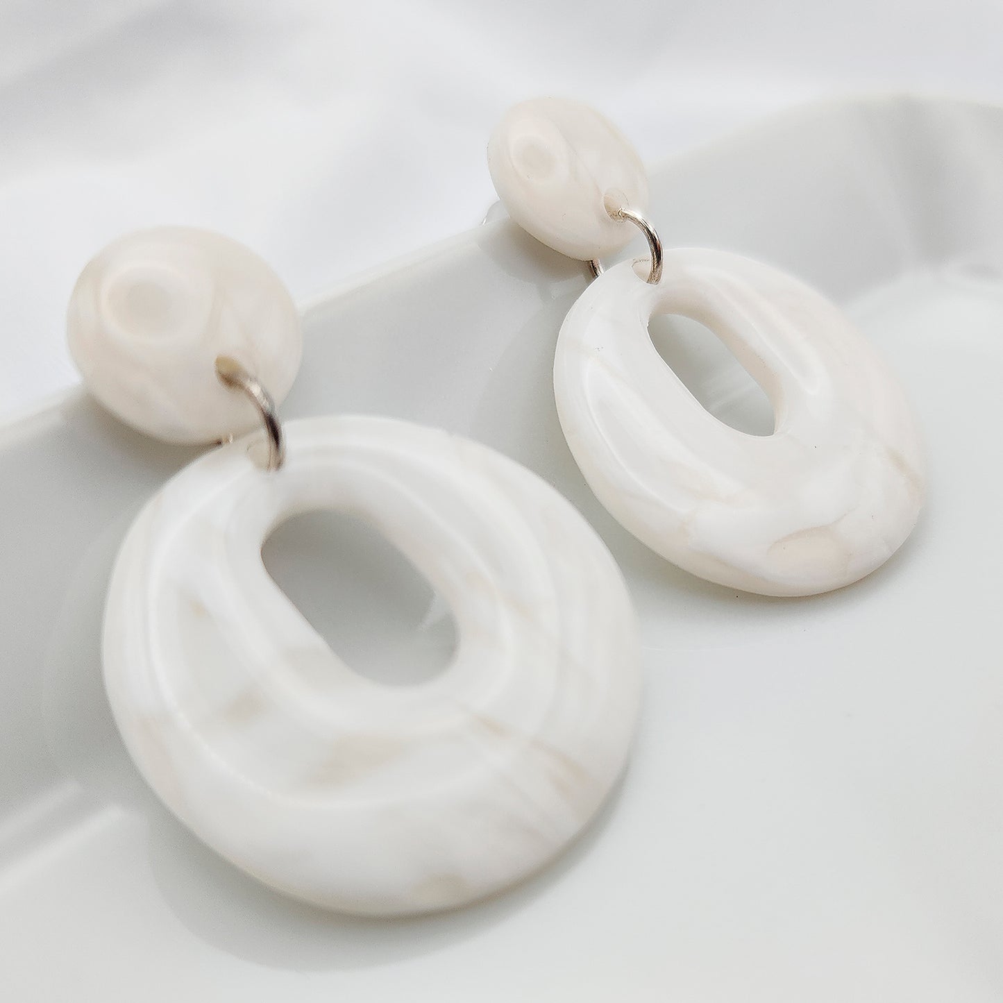 Hoop earrings in retro shape 60s style, white stone clay