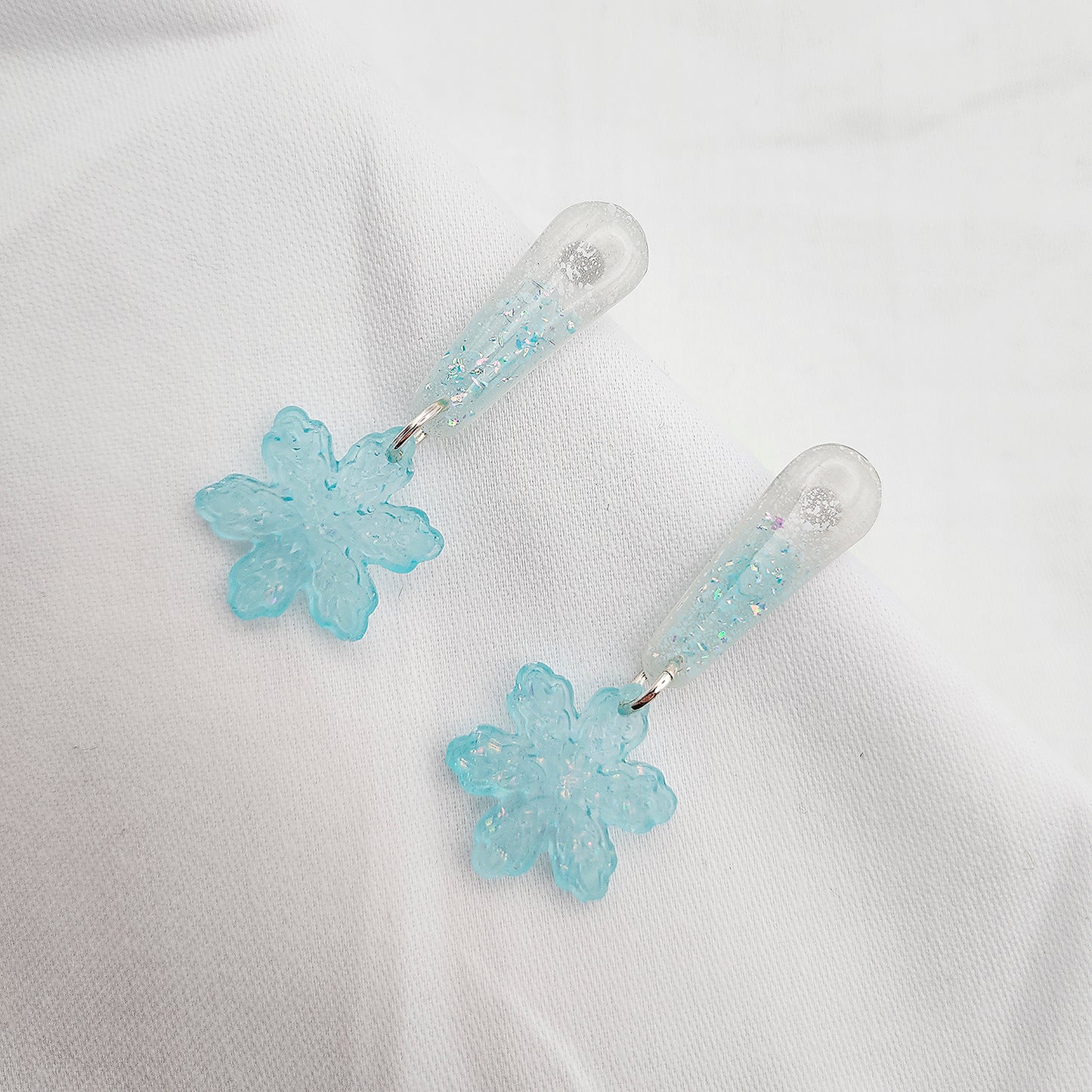 Christmas snowflake dangle earrings