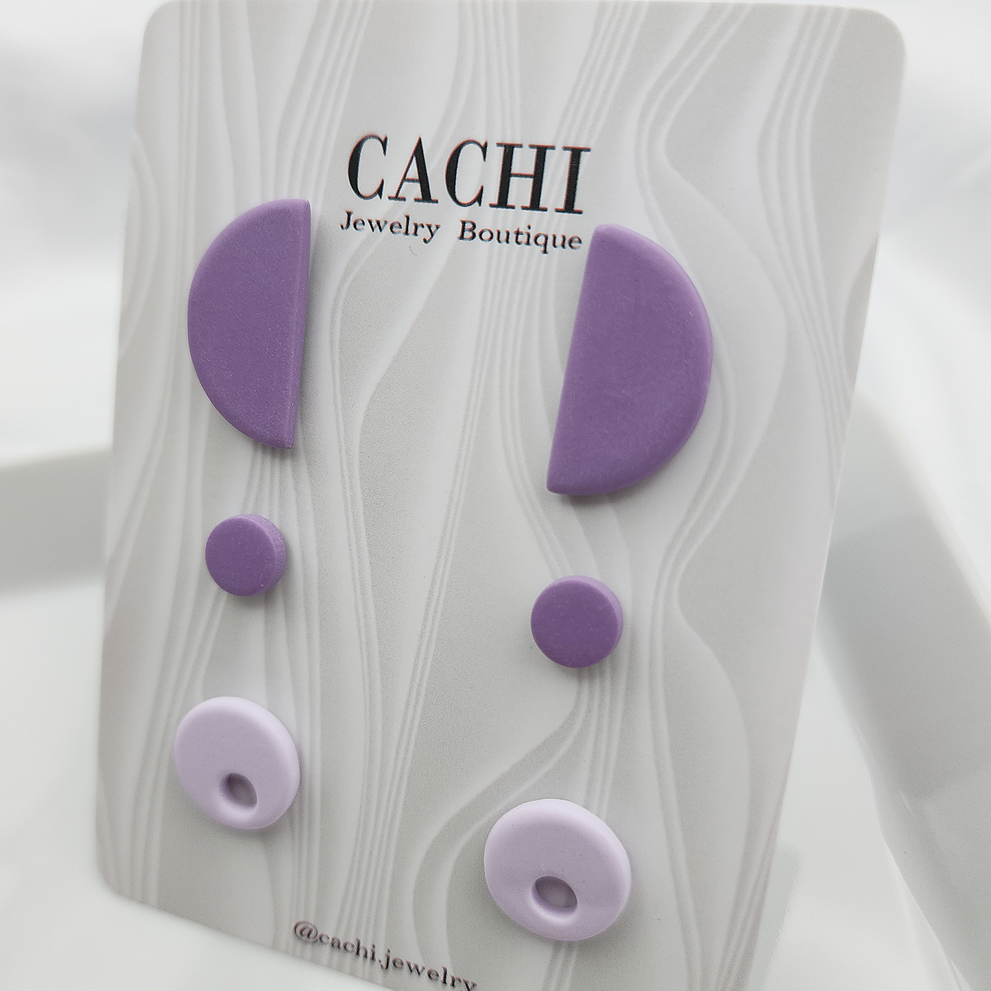 Set of purple stud earrings